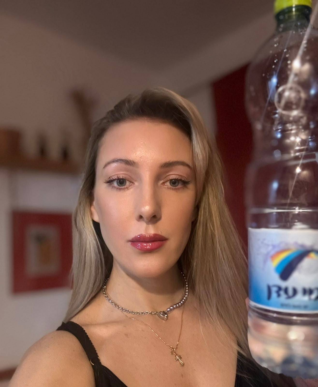 איכותית – בתל אביב