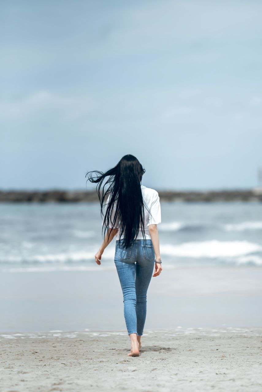 ליזה – בתל אביב בת 25 בחורה משגעת כוסית